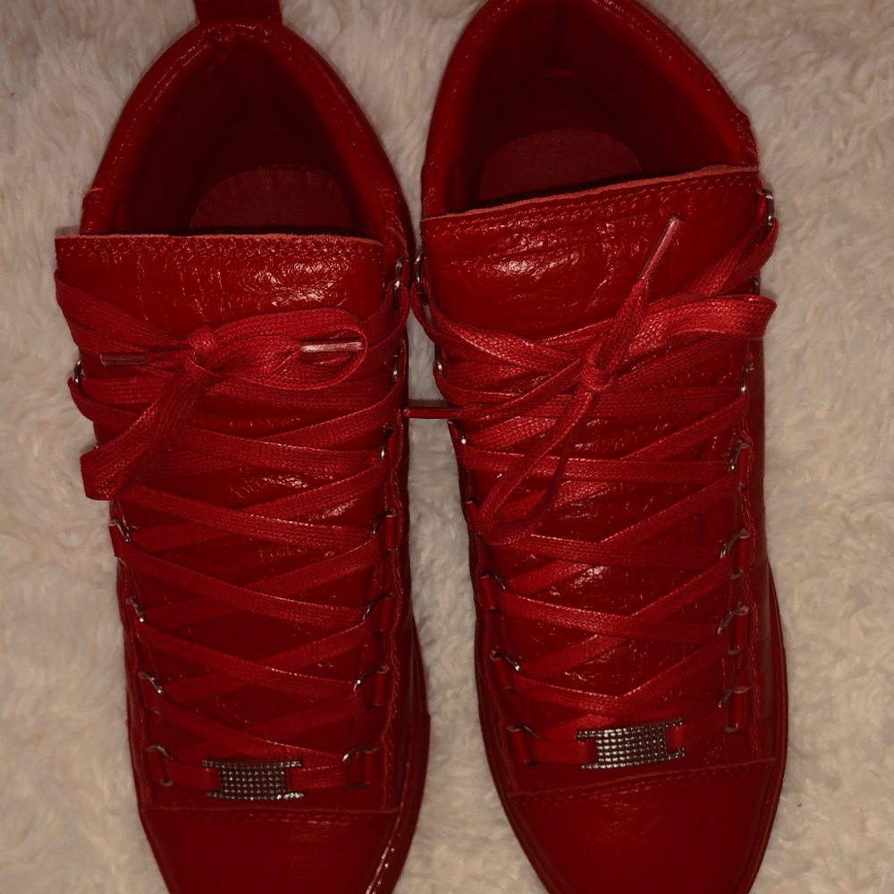 Red Balenciaga Arena